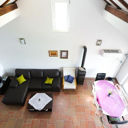 Prožura Spacious Apartment Lucia מראה חיצוני תמונה