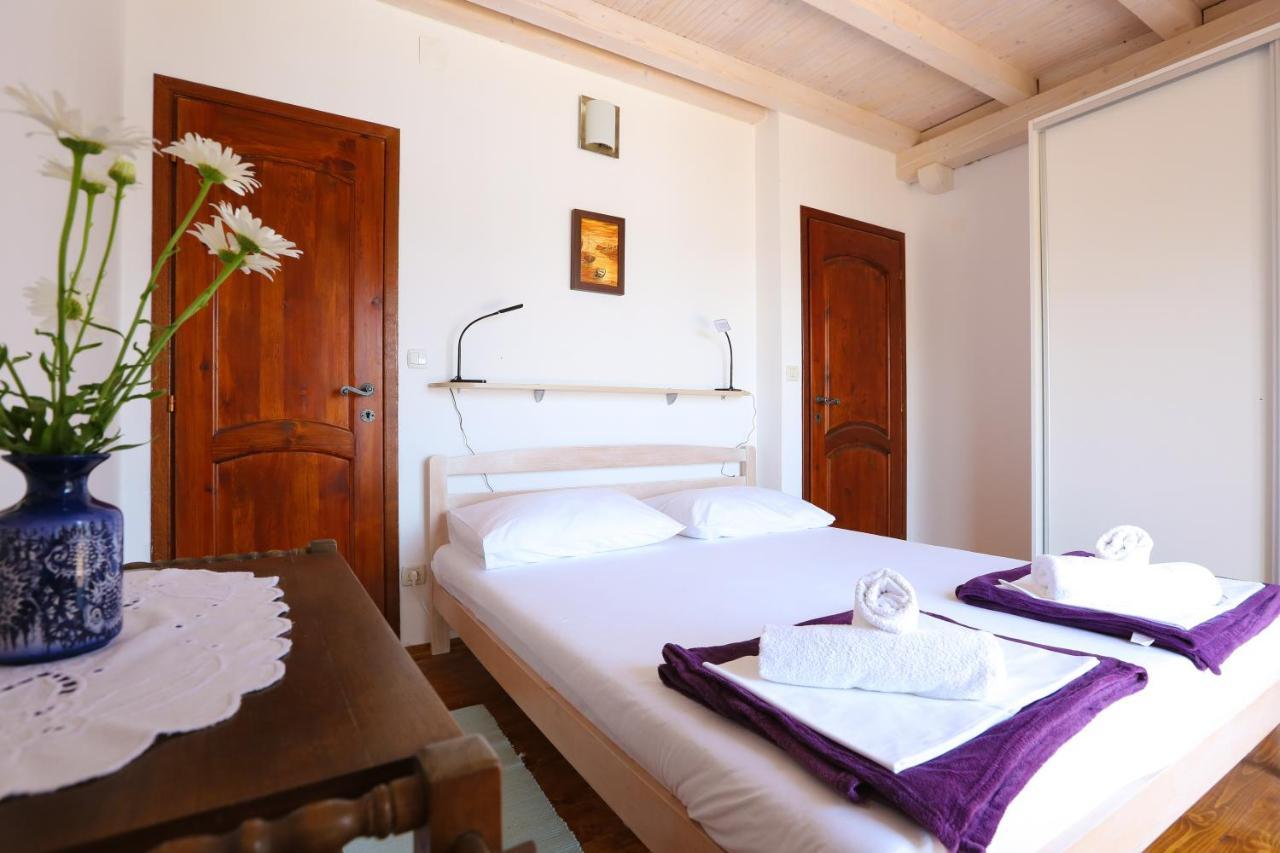 Prožura Spacious Apartment Lucia מראה חיצוני תמונה