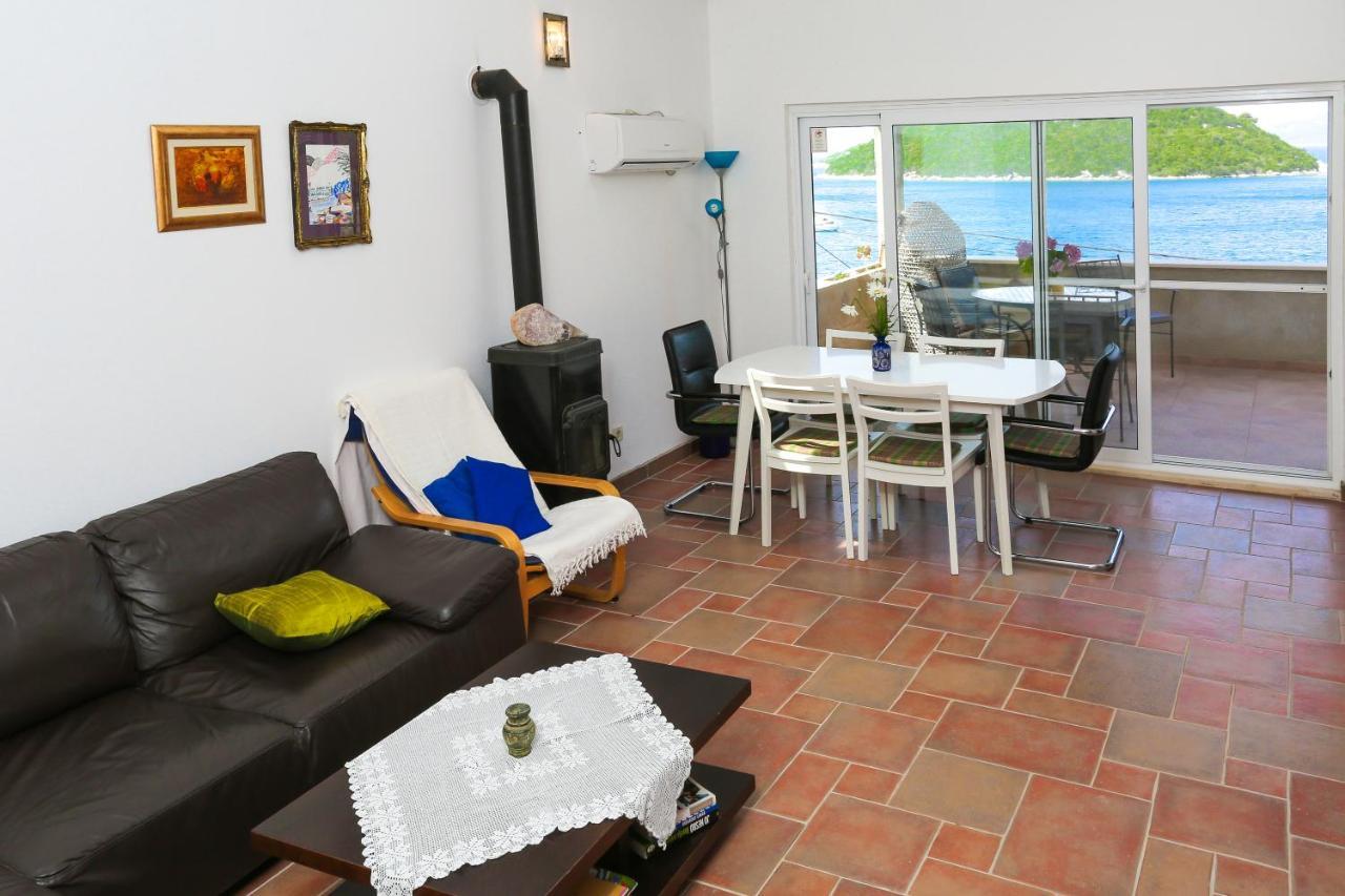 Prožura Spacious Apartment Lucia מראה חיצוני תמונה